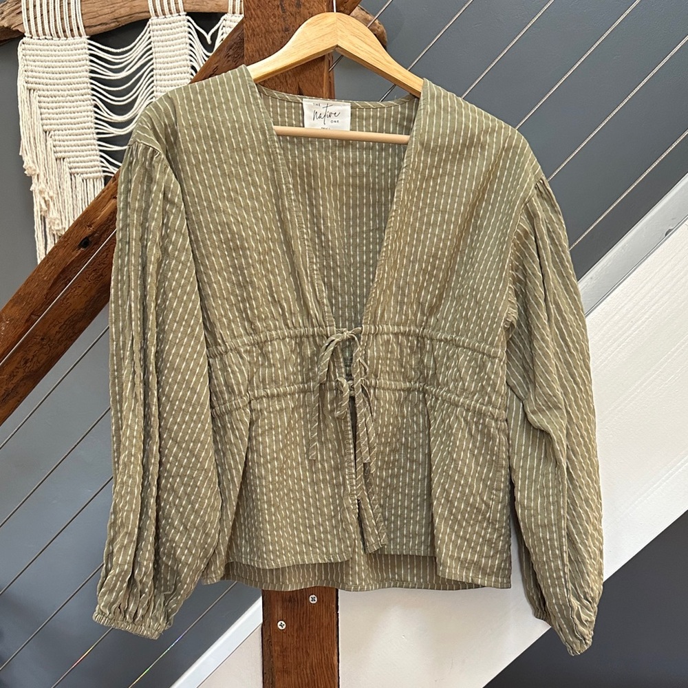 the native one small tie front blouse